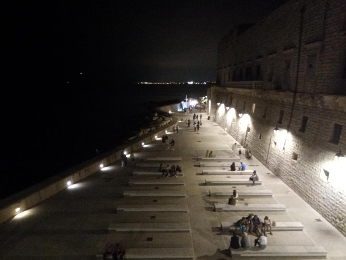 Nel Borgo Antico Villa โจวีนัซโซ ภายนอก รูปภาพ