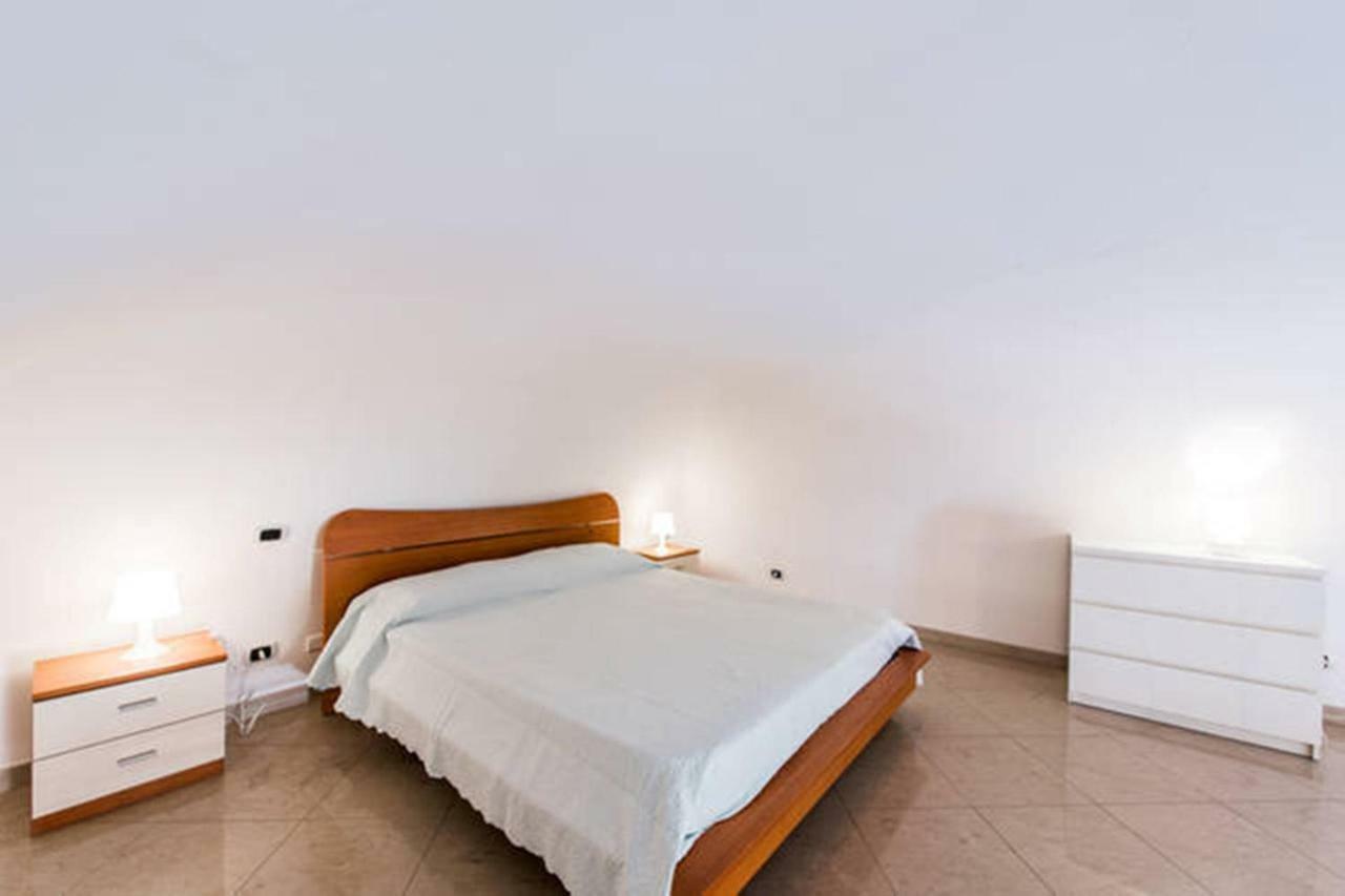 Nel Borgo Antico Villa โจวีนัซโซ ภายนอก รูปภาพ
